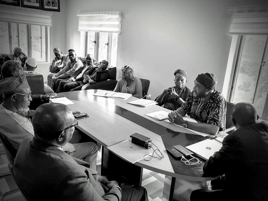 Delegation holding discussions with University officials